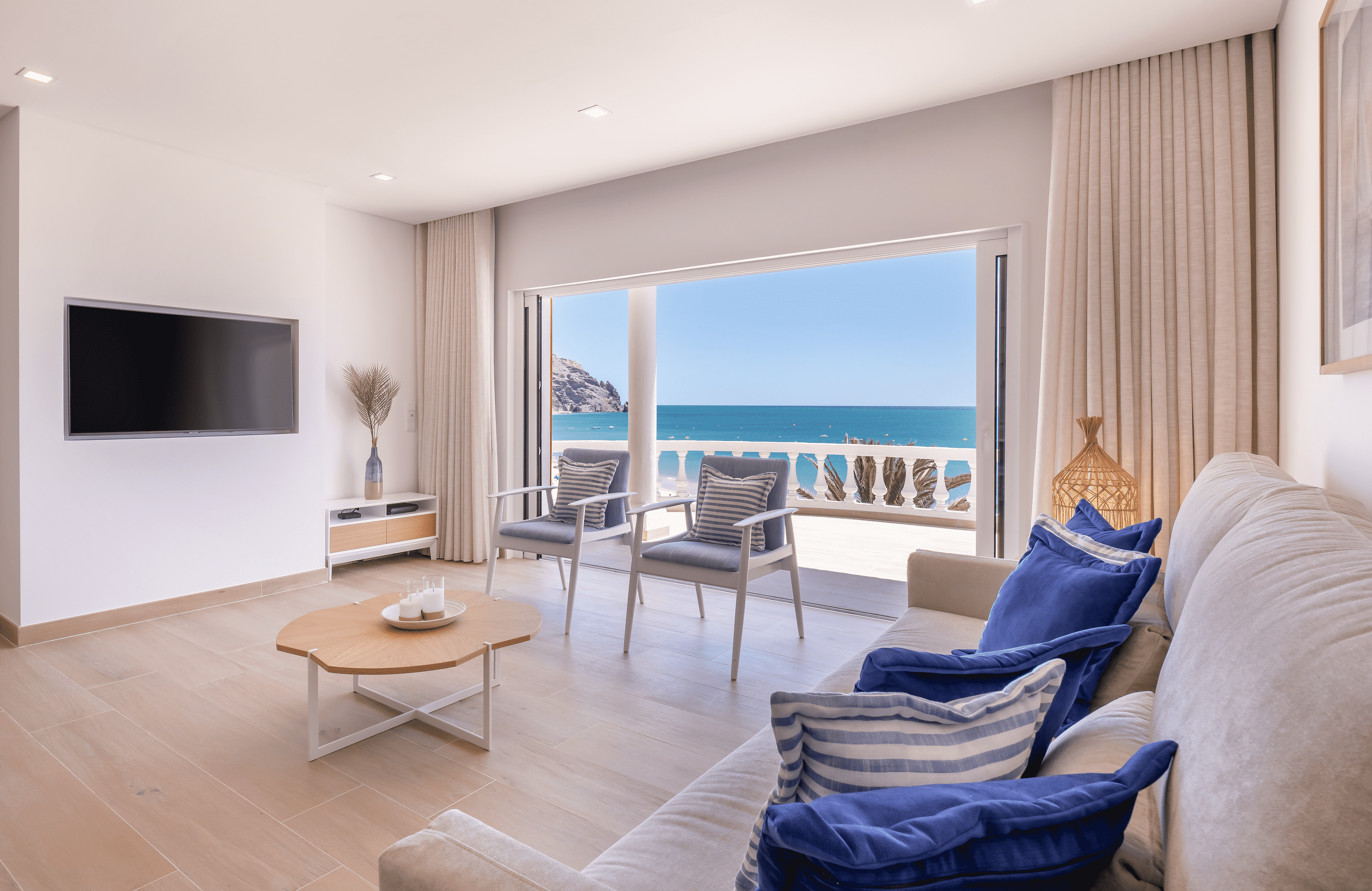 lounge area of holiday rental in Algarve